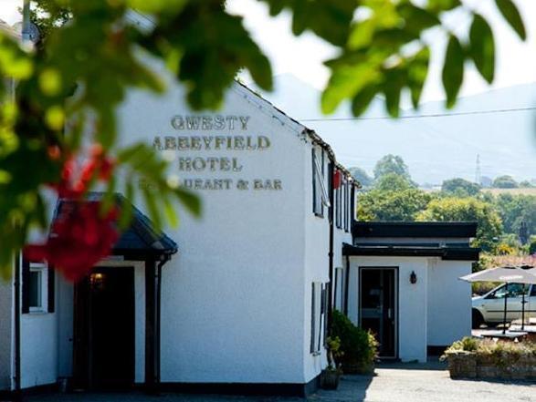 Abbeyfield Hotel Bangor (Gwynedd) Exterior photo